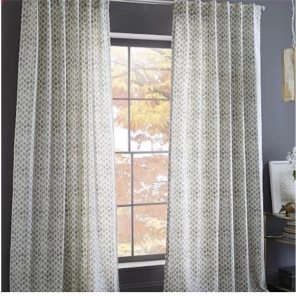 NIP West Elm Cotton Canvas Stamped Dot Hidden Tab Curtain Platnium Drape 48 X 96 - Picture 1 of 5